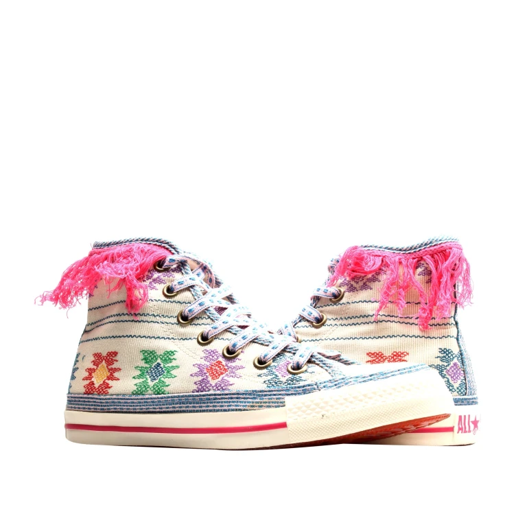 Chuck Taylor All Star Pinotepa Hi Sneakers - Parchment/Multi