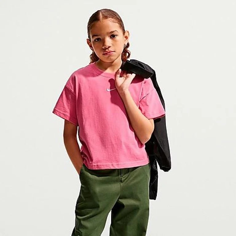 Nike Girls' Big Kids Sportswear Essential T-Shirt in Peony Size: XS