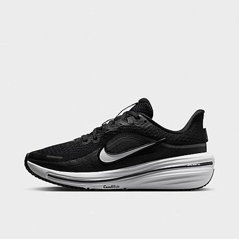 Winflo 12 ロードランニングシューズ