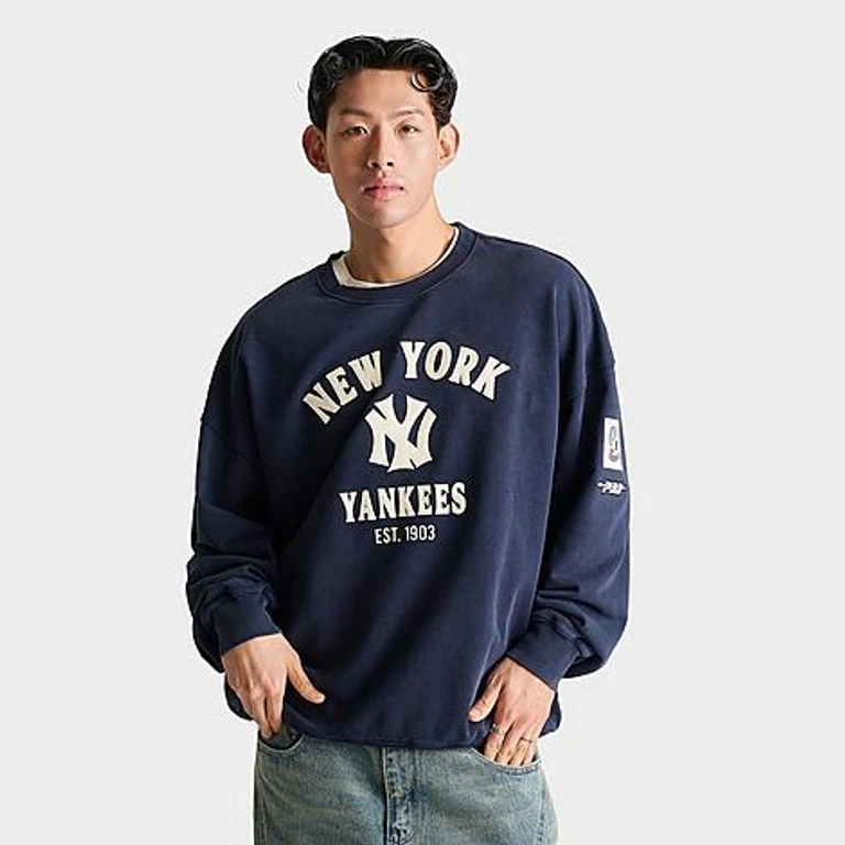 Pro Standard Men's New York Yankees MLB First Team Fleece Pullover Hoodie in Washed Midnight Size: Small