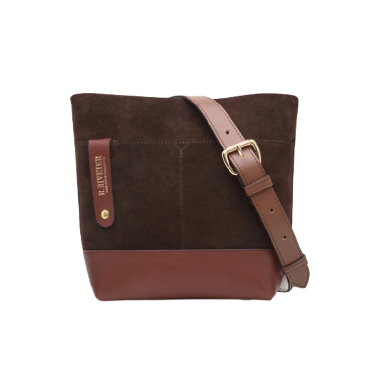 Betsy Bucket Bag Coffee Suede + Brown