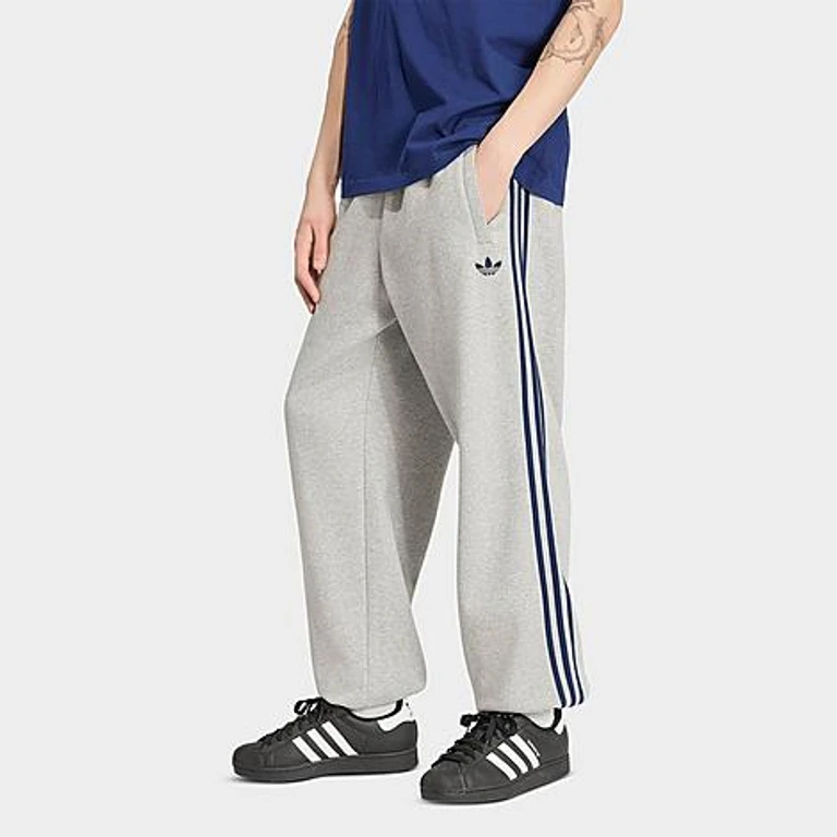 Men's Originals Adicolor 3-Stripes Cuffed Sweatpants in Medium Grey Heather Size: XS