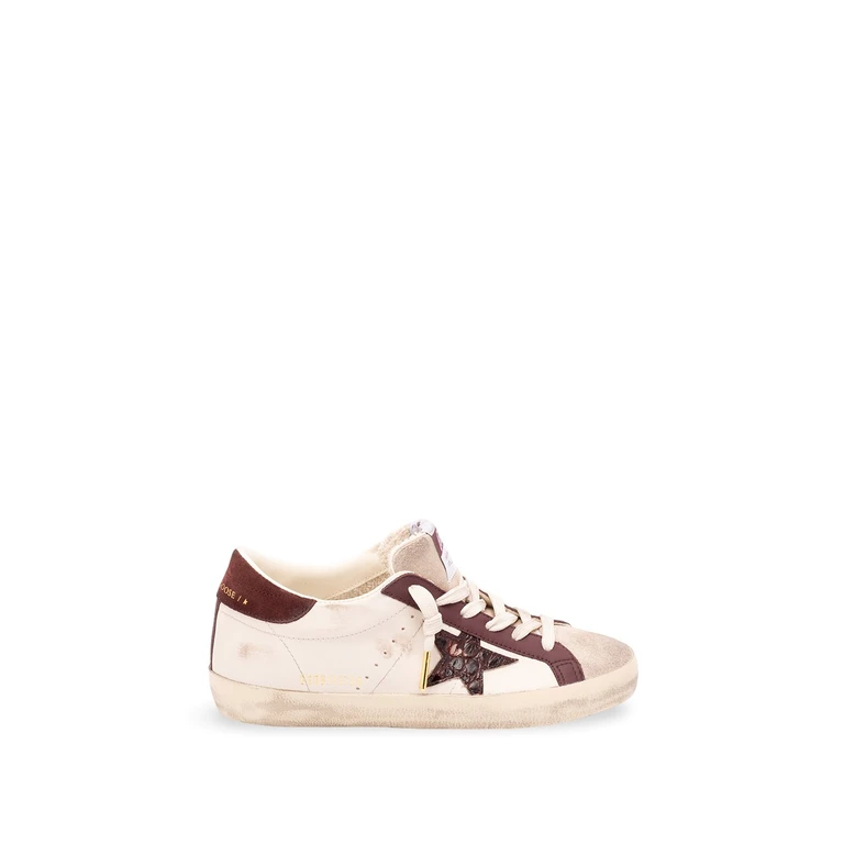 Sneakers aus Leder und Wildleder