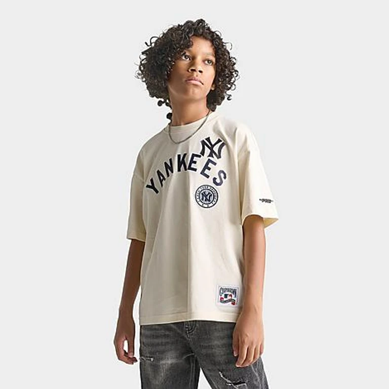Big Kids New York Yankees MLB Home Team T-Shirt in Eggshell Size: Small