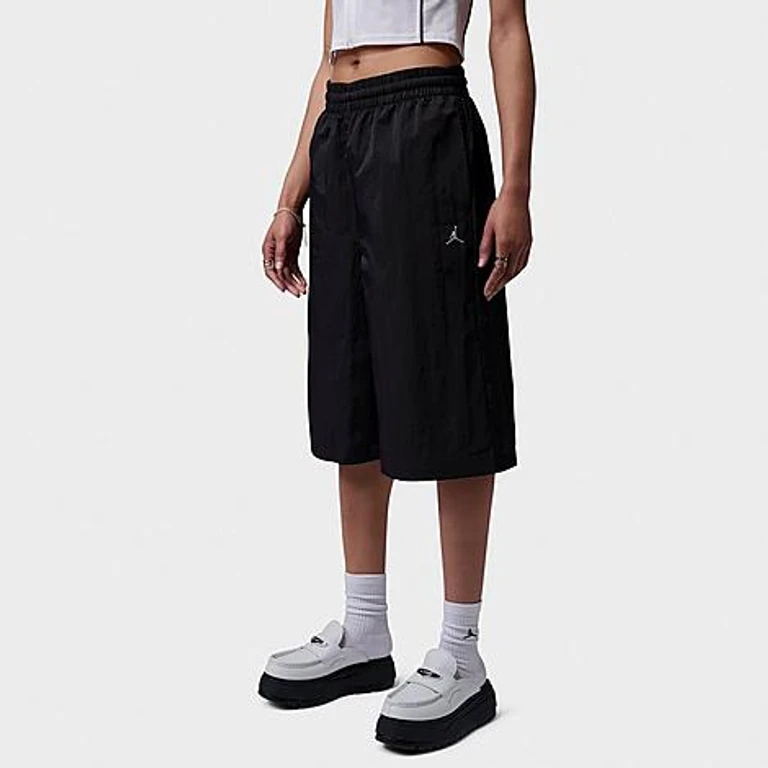 Brooklyn Woven Big Shorts in Schwarz
