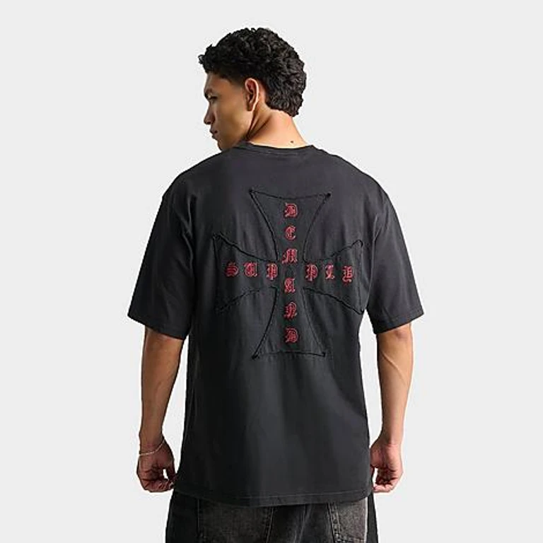 Camiseta Supply & Demand Buckle em Black Wash