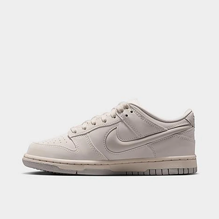 Big Kids Dunk Low LV8 Freizeitschuhe in Sail/Kokosmilch/Lichtsilber