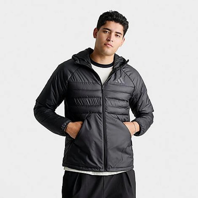 Jaqueta com capuz isolada adidas TERREX Multi CLIMAWARM em preto
