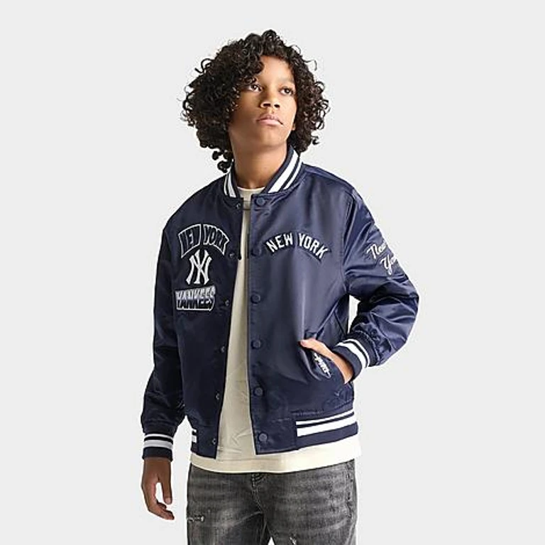 Chaqueta bomber de satén Pro Standard Big Kids New York Yankees MLB Turn It Up