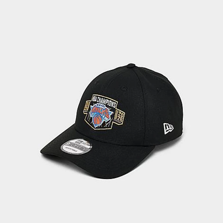 New York Knicks NBA Champions Badge 9FORTY Snapback Hat in Black