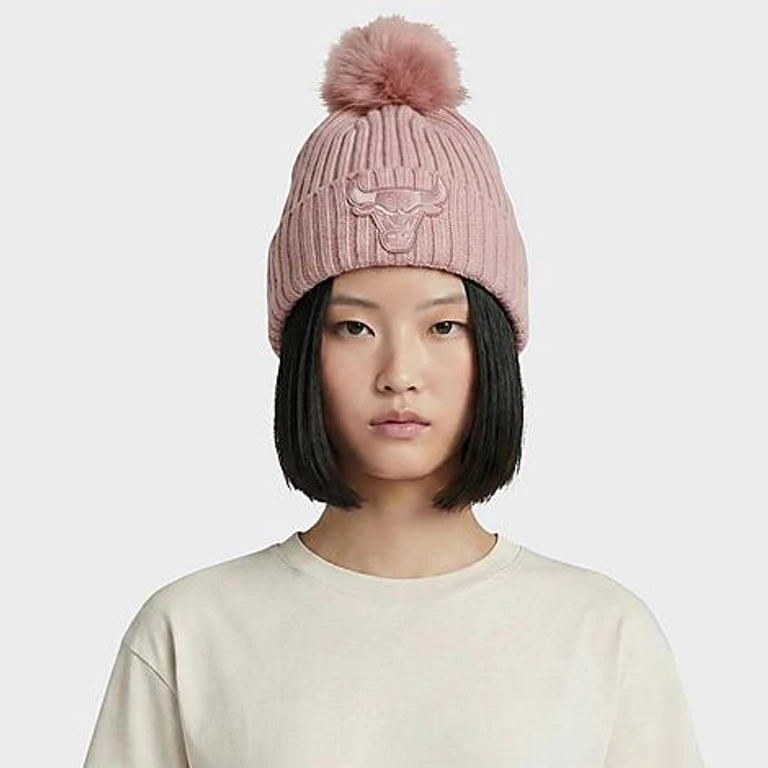 Chicago Bulls NBA Classic Pro Fur Pom Beanie Hat in Deauville Mauve
