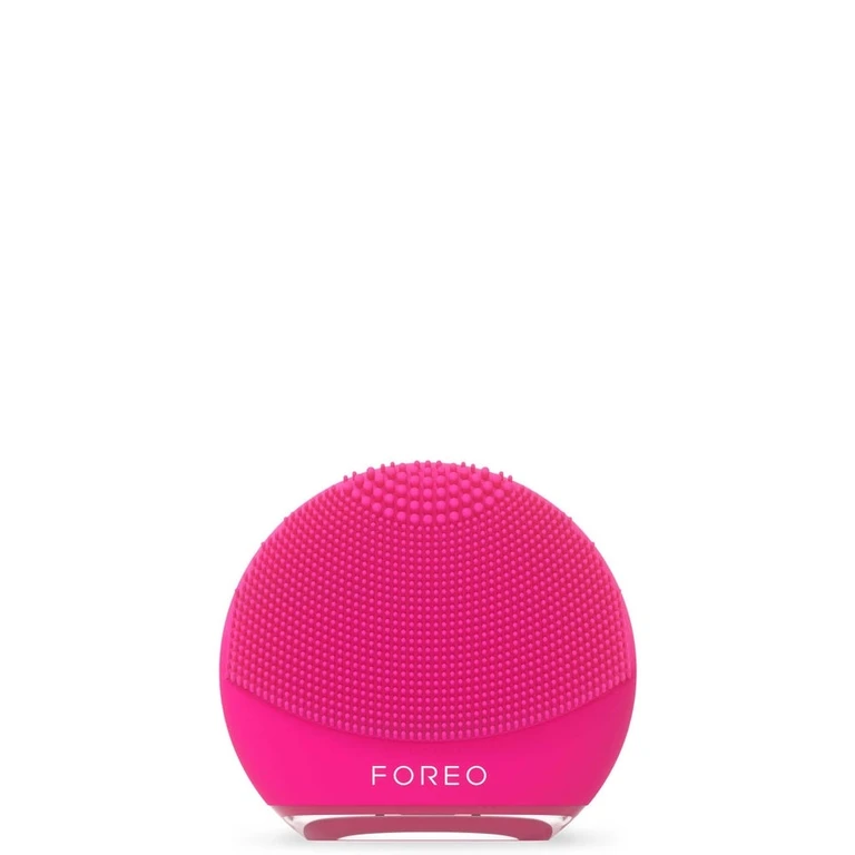 LUNA 4 Play Facial Cleansing Brush in Cherry Up!