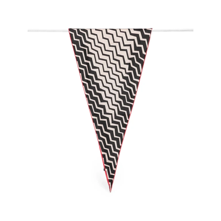 Zigzag-print Triangle Scarf