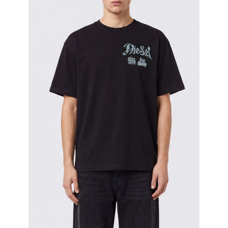 T-Shirt Men color Black (A222440QIAM9XX)