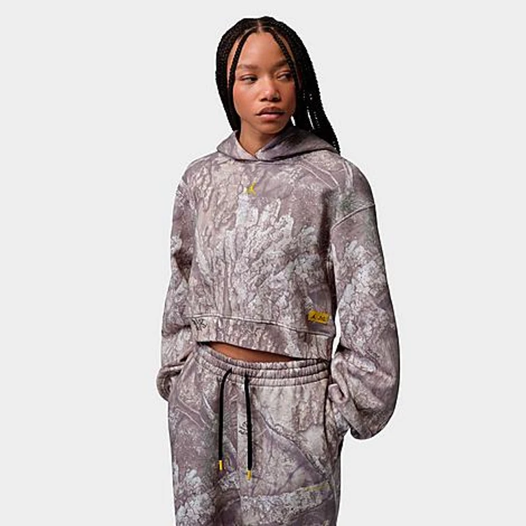 Jordan Women's Brooklyn Realtree Cropped Pullover Hoodie in White/Bright Citron Size: XS