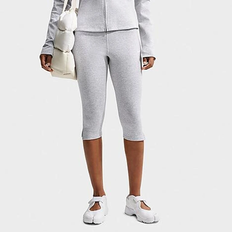 Women's Sportswear Chill Jersey Tight High-Waisted Capri Leggings in Wolf Grey/Heather/Light Smoke Grey Size: XS