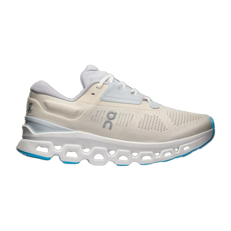 Women's Cloudstratus 3 Running Shoes - Cream / Arctic