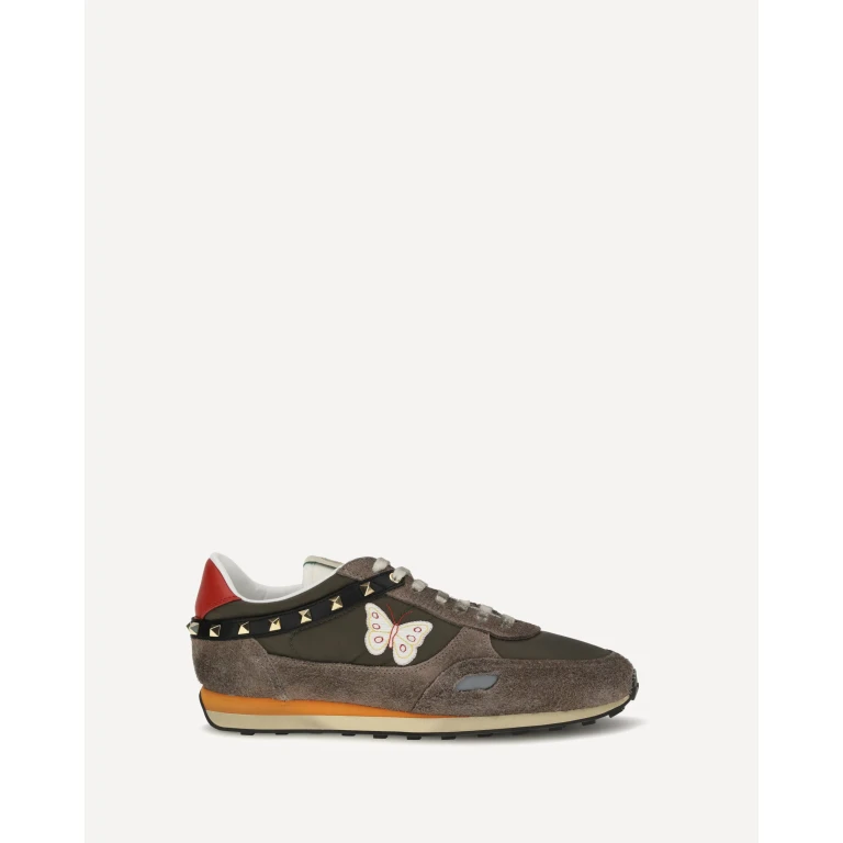 Sneakers Valentino Garavani Stud Up con ricamo farfalla