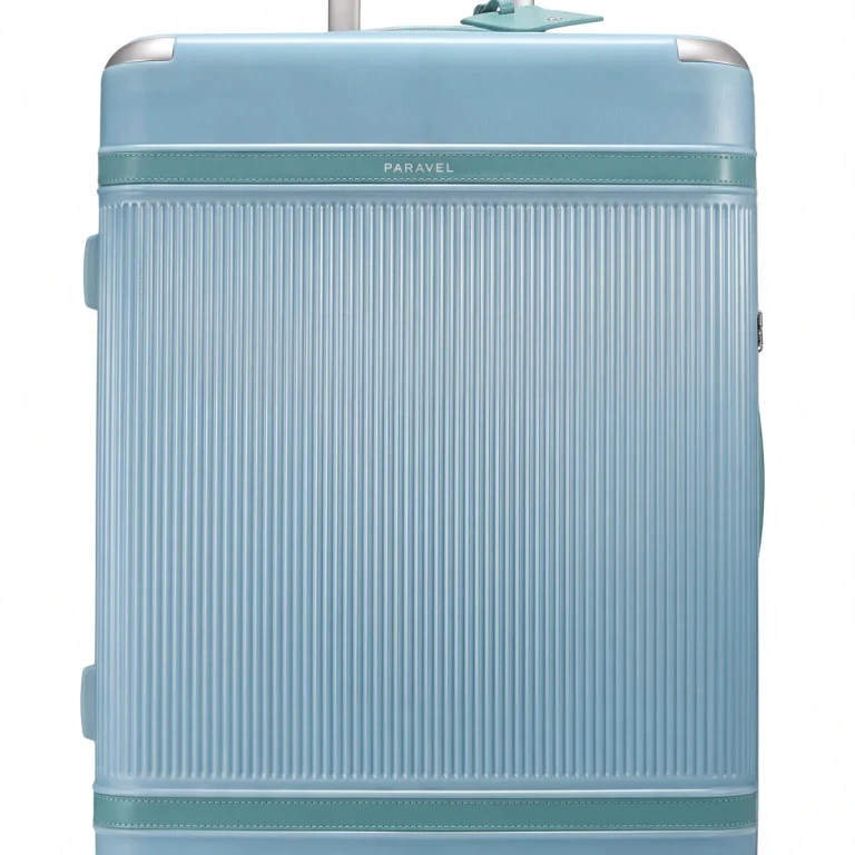 Aviator Grand 26-Inch Checked Spinner Suitcase Travel Marine Blue