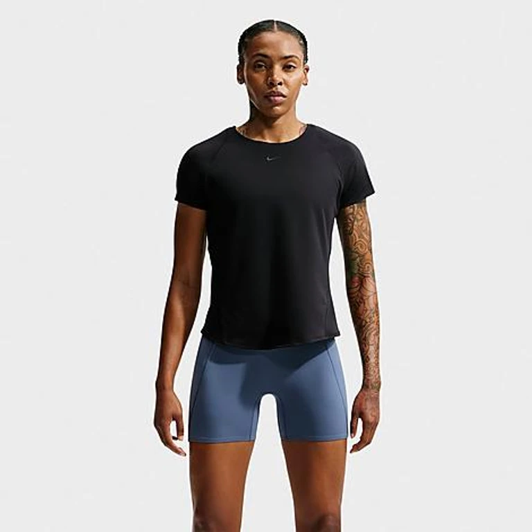 Universa Dri-FIT 半袖トップ in Black/Dark Smoke Grey