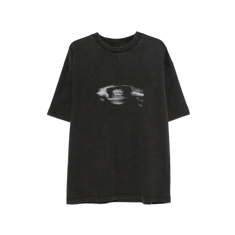 Graphic-print T-shirt