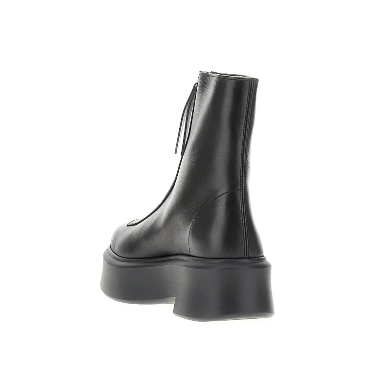 Leather Zipped boots Woman 36