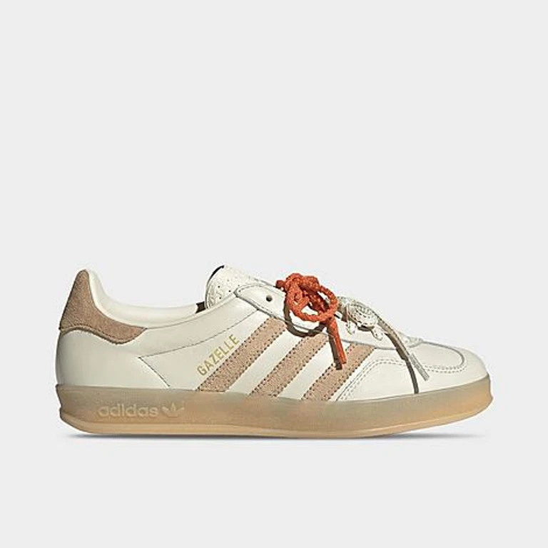 Women's Originals Gazelle Indoor Casual Shoes in Cream White/Magic Beige/Cardboard Size: 5.0