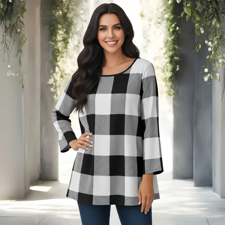 Black and White Long Sleeve Round Neck Tunic by Bon Apple Tea