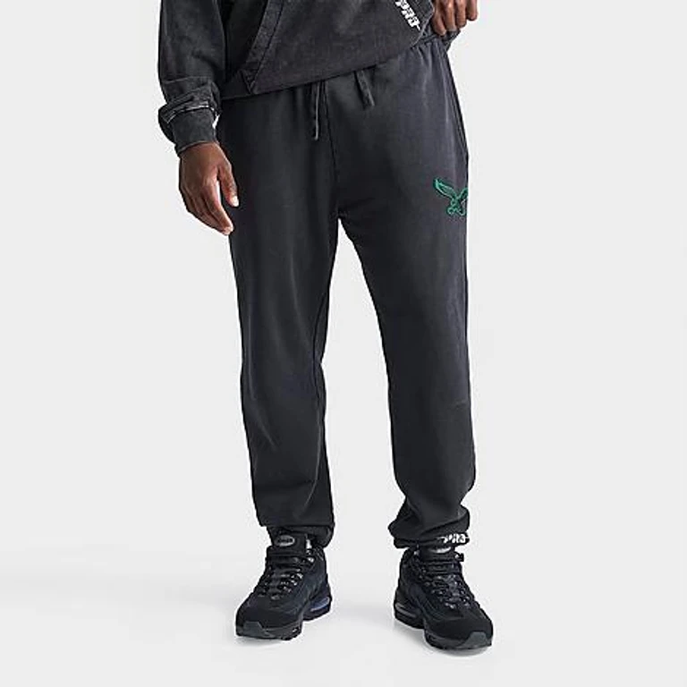 Men's Philadelphia Eagles NFL First Team Fleece Jogger Pants in Washed Black Size: Small