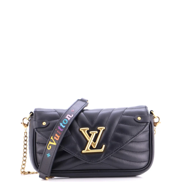 New Wave Chain Pochette Quilted Leather