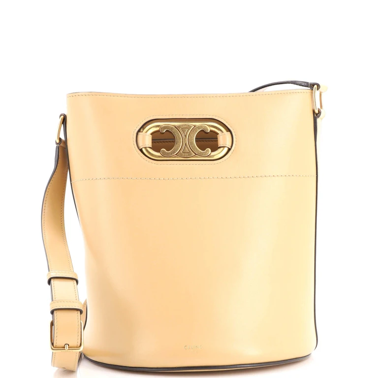 Maillon Triomphe Bucket Bag Leather Medium