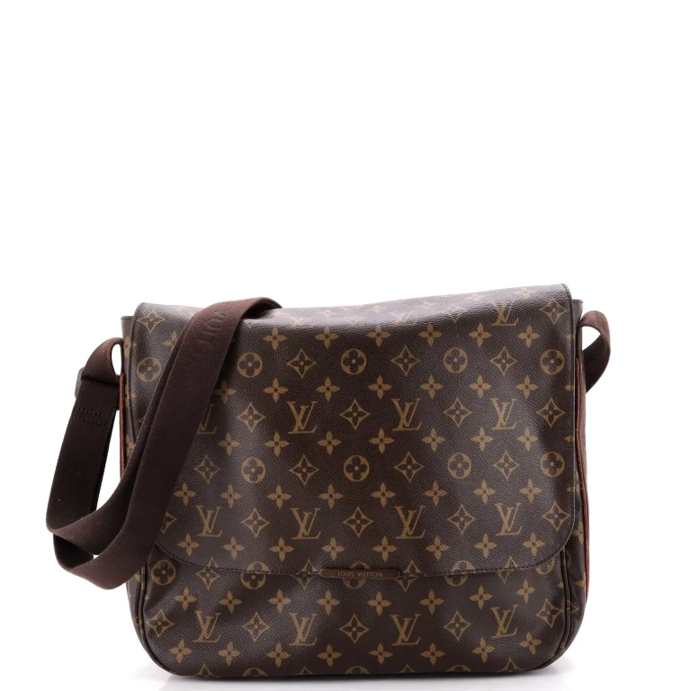 Beaubourg Messenger Bag Monogram Canvas MM