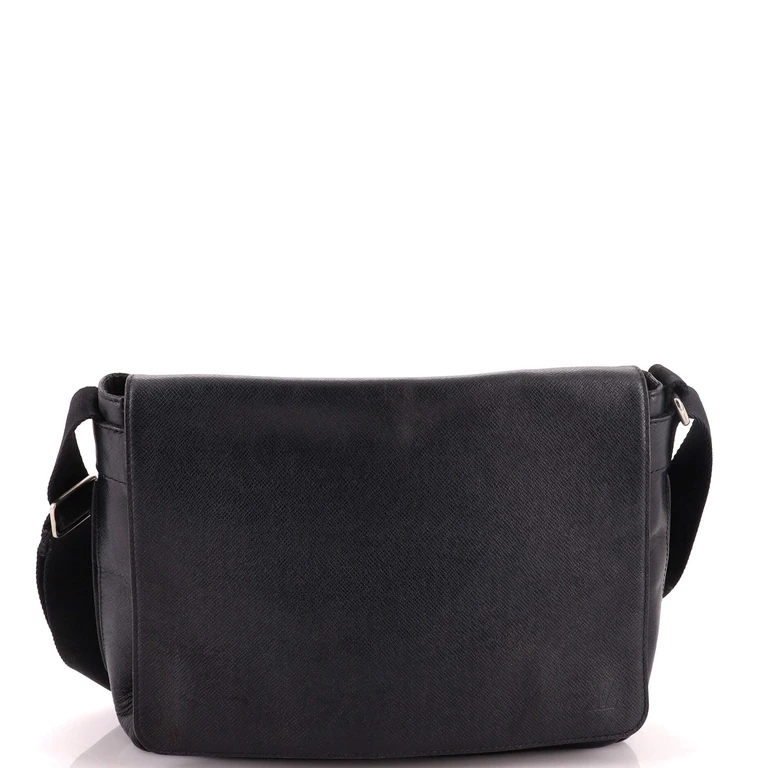 Roman Handbag Taiga Leather MM