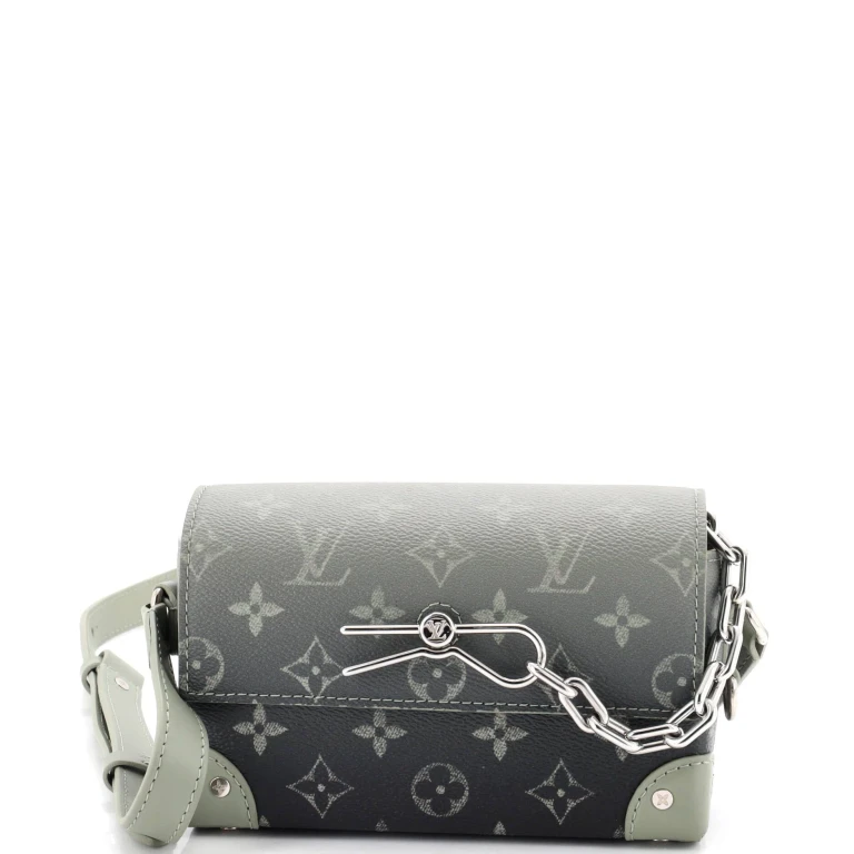 Steamer Wearable Wallet Gradient Monogram Canvas