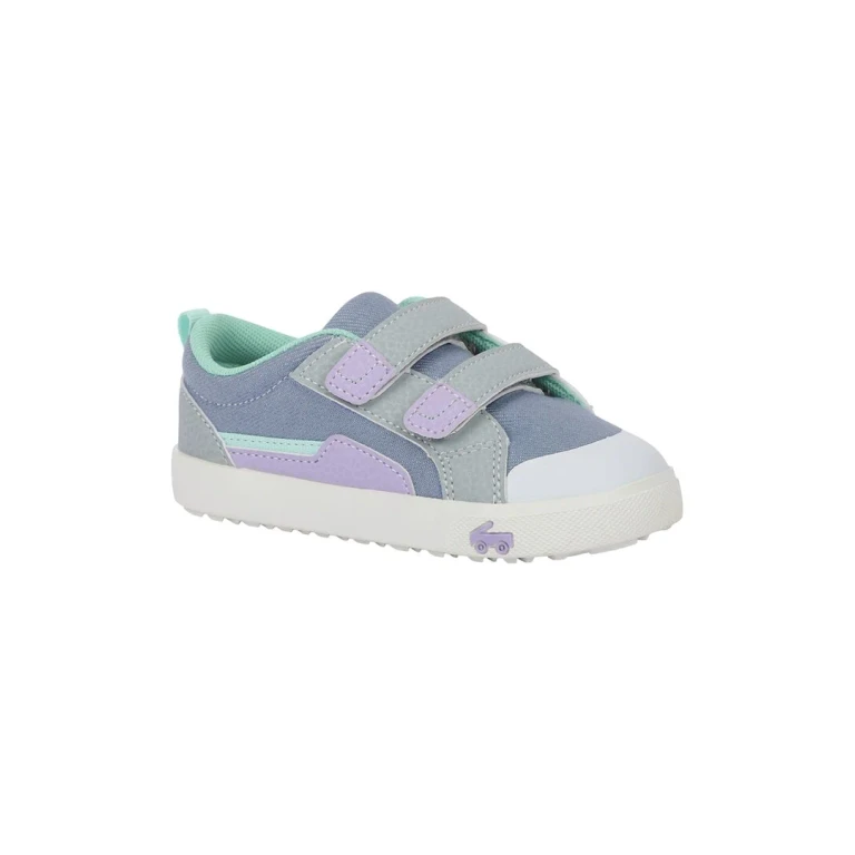 Riley Sneaker