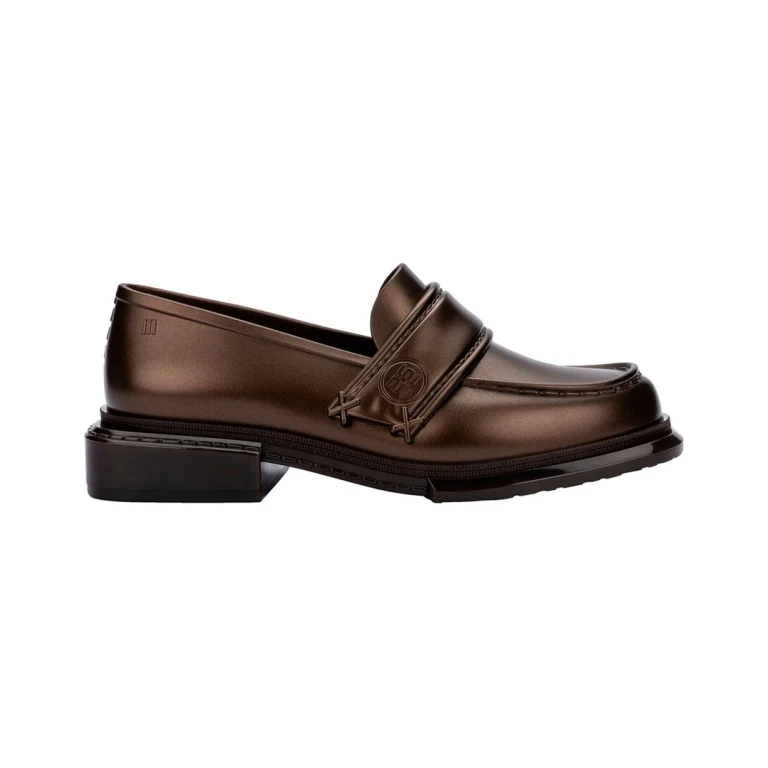 Spencer Closed-Toe Shoe
