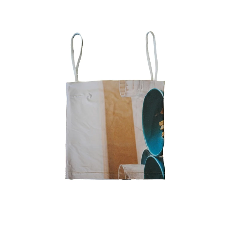 Photo SLEEVELESS TOP (Table)