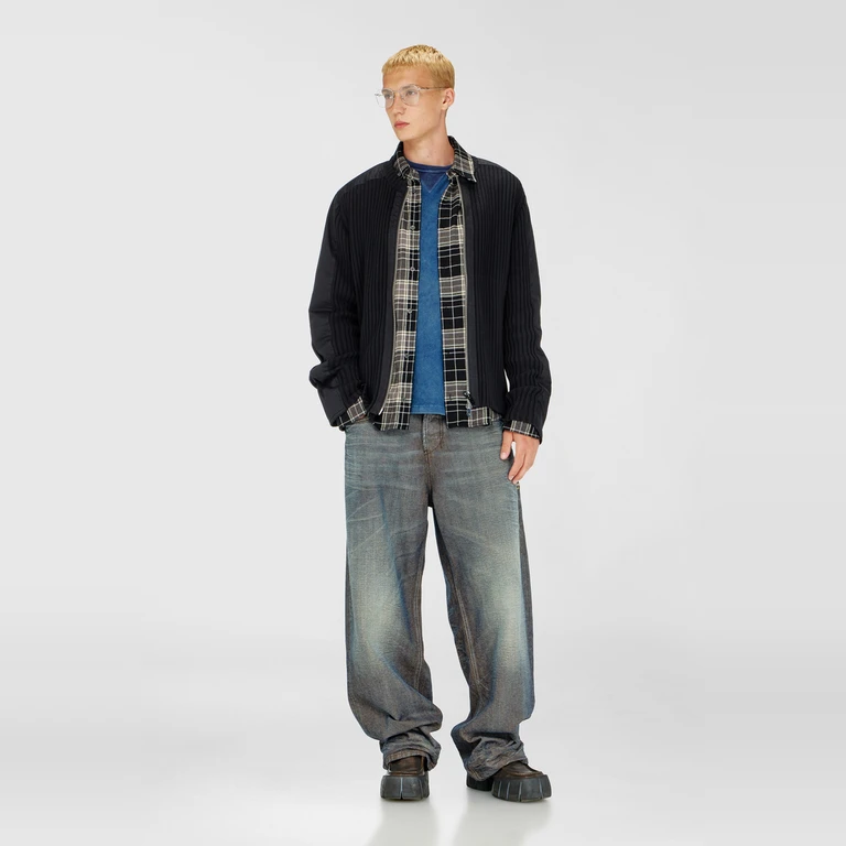 Zipped cardigan with utilitarian panels - Knitwear - Man - Black