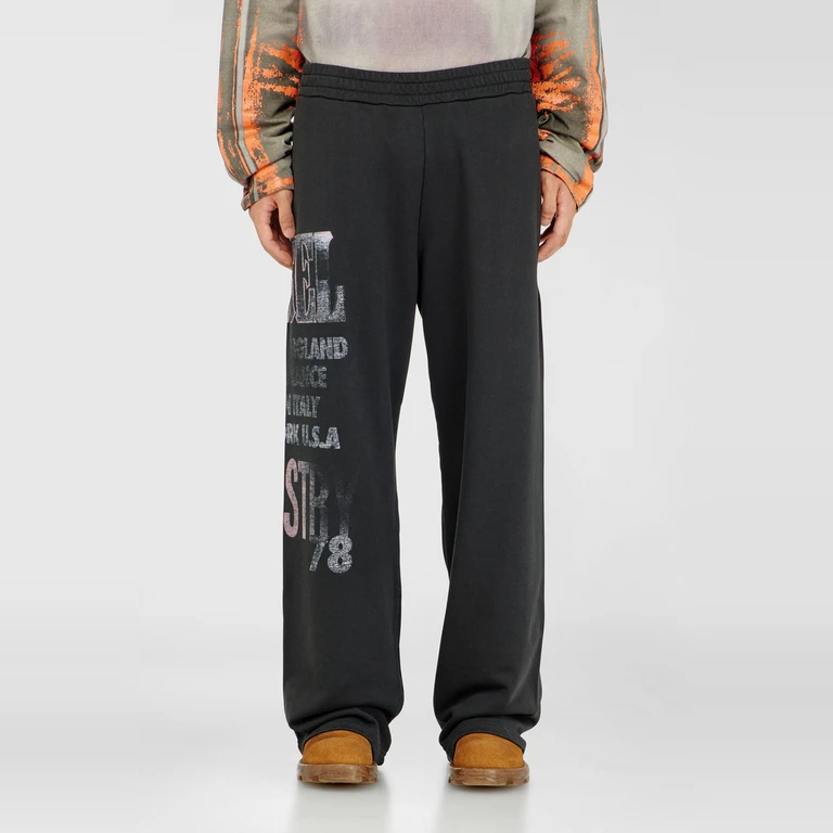 Sweatpants with concert graphics - Pants - Man - Black