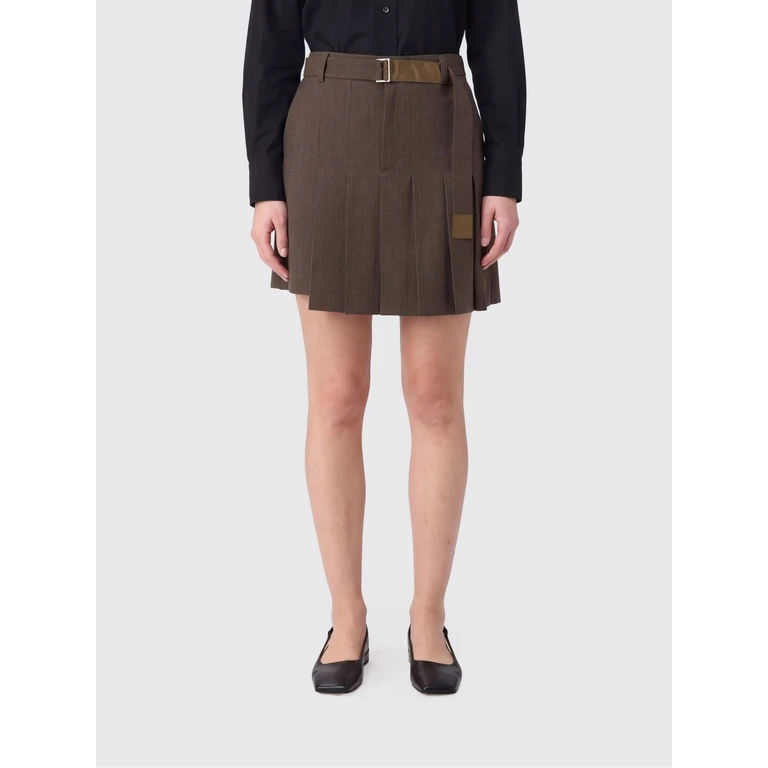 High-Waisted Pleated Wool Shorts with Asymmetrical Hem (2608573601)