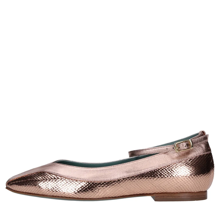Paola D'Arcano Flat shoes