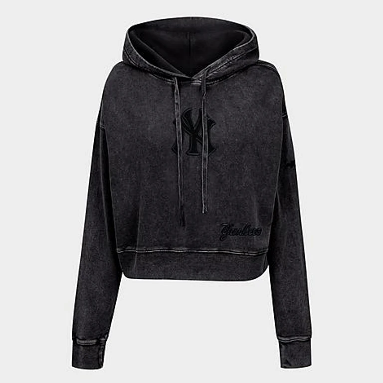 Pro Standard Women's New York Yankees MLB Washed Classic Enzyme Wash Cropped Pullover Hoodie in Washed Black Size: XS
