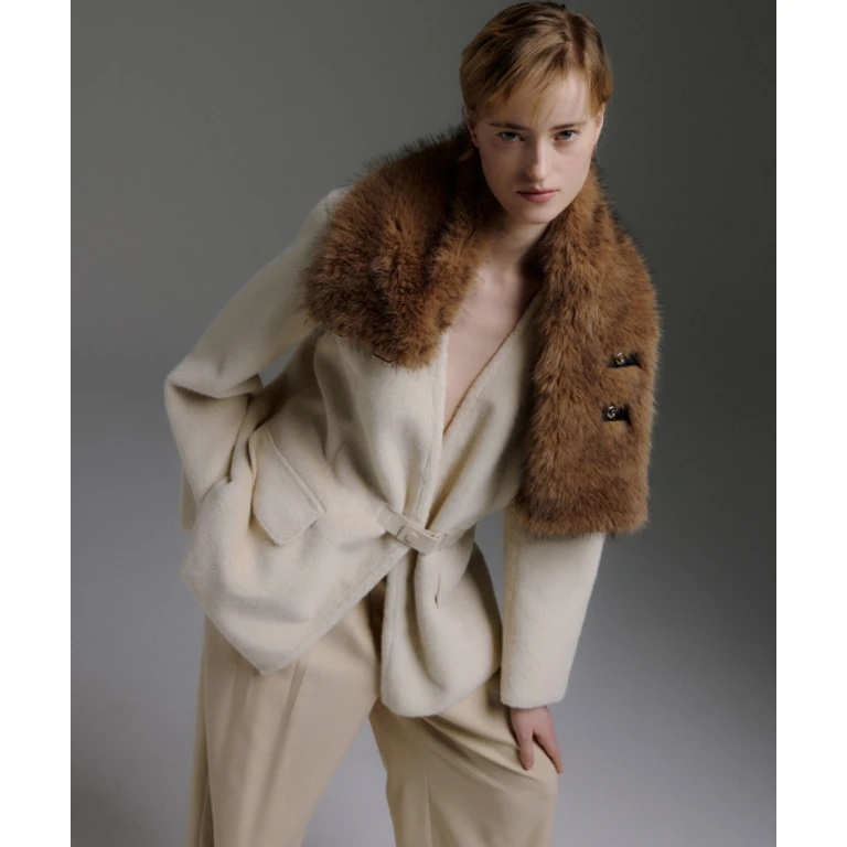 BUCKLEY Long Hair Faux Fur Buckle Scarf [Wild Brown]