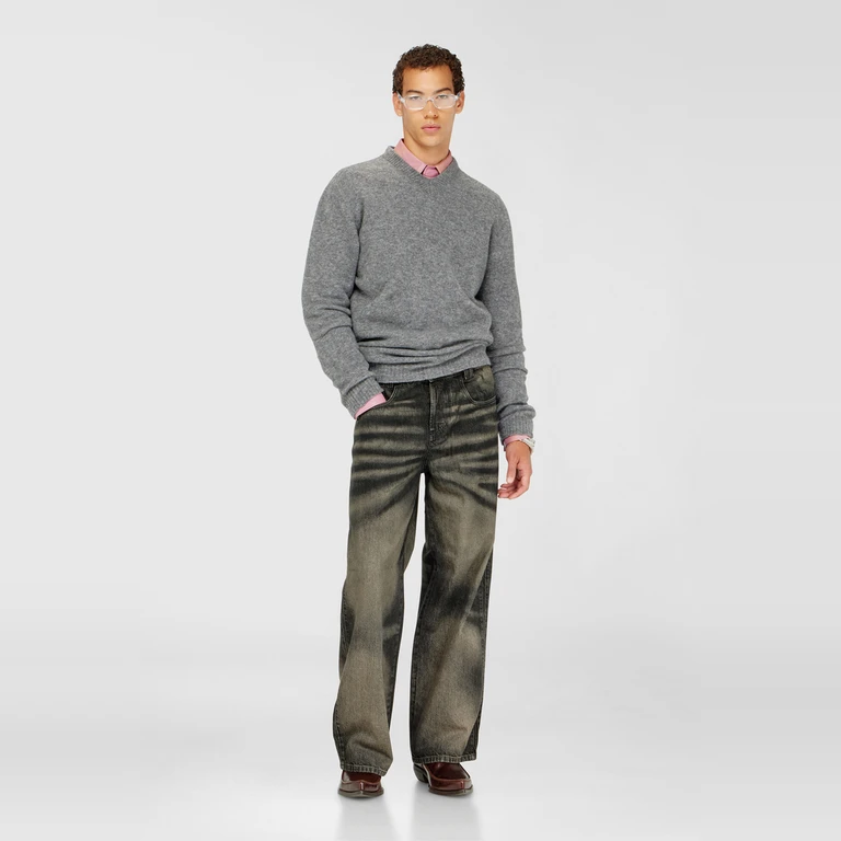 V-neck jumper in wrinkled boiled knit - Knitwear - Man - Grey